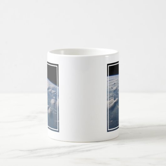 Geplünderte Anvillen der Erde auf Südborneo. Kaffeetasse (Mittel)