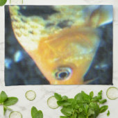 Gepunktet Goldfish Handtuch (Gefaltet)