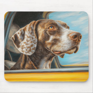 Gepunkteter Hund auf einem Auto Abenteuer Kunst Mousepad