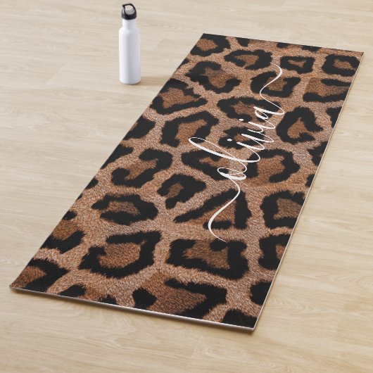 Gepunkteter Leopard-Personalisierter Name Yogamatte (Beispiel)