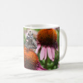 Gepunkteter Schmetterling Kaffeetasse (VorderseiteRechts)