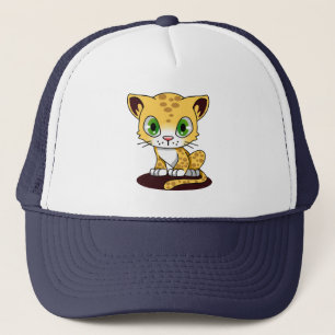 GEPUNKTETES BROWN GRÜNES MIT AUGEN KITTEN AUF EINE TRUCKERKAPPE