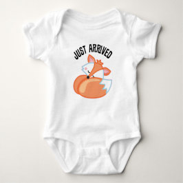 Gerade angekommen Schlafen Baby Fox Säugling T - S Baby Strampler