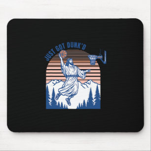 Gerade bekam Christian Dunk Playing Sketll Religio Mousepad