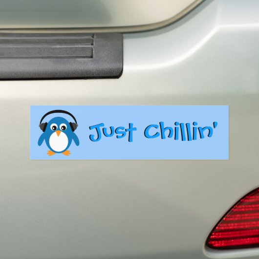 Gerade Chillin Pinguin mit Kopfhörern Autoaufkleber (Auf Auto)