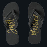 Gerade drehen verheiratete Goldfolien-Braut Badesandalen<br><div class="desc">Gerade drehen verheirateter Imitat-Goldfolien-Typografie-Braut-Strand oder Hochzeit in Urlaubsort Reinfälle um</div>