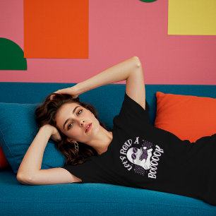 Gerade ein Buch gelesen Geist – Lila Buchliebhaber T-Shirt