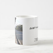 Gerade ein Moment Kaffeetasse (Mittel)