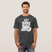 Gerade Fahrmotorrad-Entwurf T-Shirt (Vorne ganz)