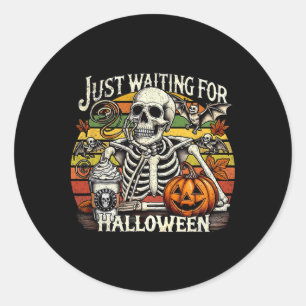 Gerade für Halloween Skeleton Gewartet, das ist di Runder Aufkleber