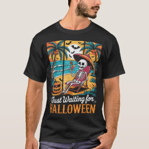 Gerade Gewartet zu Halloween Spooky Geisterfrauen T-Shirt