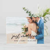 Gerade verheiratet Modern Ankündigung Fotokarte (Stehend Vorderseite)