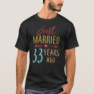 Gerade verheiratet vor 33 Jahren Retro Couple 33. T-Shirt