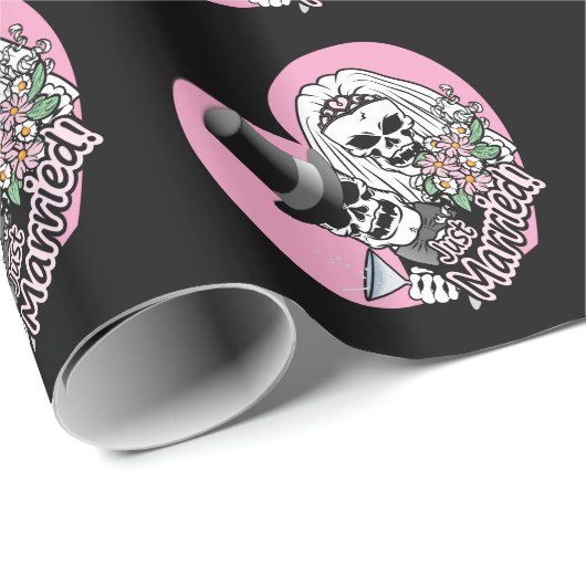 Gerade verheiratete Schädel Geschenkpapier (Rolleneckpunkt)