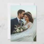 Gerade Verheiratetes Skript Hochzeitsfoto-Ankündig Einladung (Vorderseite)