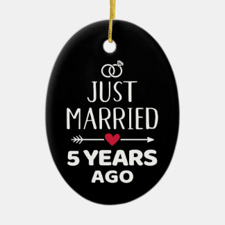Gerade vor 5 Jahren verheiratet 5. Hochzeitstag Keramik Ornament