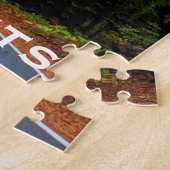 Geradeaus durch den misty Redwood Forest Puzzle (Seite)