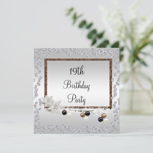 Gerahmte Elegance 19. Geburtstag Einladung (Stehend Vorderseite)