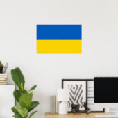 Gerahmter Druck mit der Flagge der Ukraine Poster (Heimbüro)