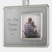 Gerahmtes Hochzeitssemble Foto Erstes Weihnachtsge Rahmen-Ornament Silber (Links)