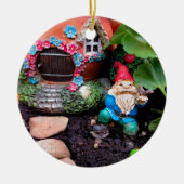 Geranium Gnome 01 Keramik Ornament (Vorne)