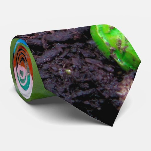 Geranium Gnome 01 Krawatte (Gerollt)