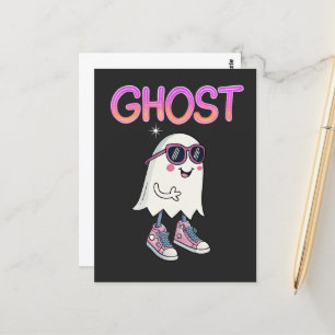 Geräumig, aber Cool - Art der Holzmauer Postkarte