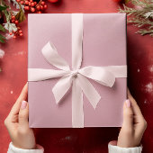 Geräumige Elegance - Solid Misty Rose Geschenkpapier