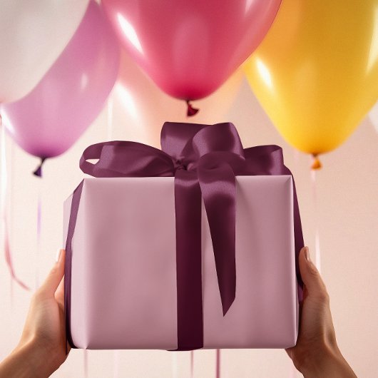 Geräumige Elegance - Solid Misty Rose Geschenkpapier Set