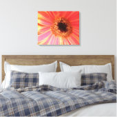 Gerbera Daisy Blume Canvas Print Leinwanddruck (Insitu (Schlafzimmer))