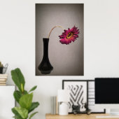 Gerbera Daisy in Vase fallen lassen Poster (Heimbüro)