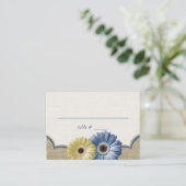 Gerbera Daisy und Burlap Blue und Yellow Seating Platzkarte (Stehend Vorderseite)