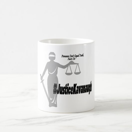 Gerechtigkeit Kavanaugh (Wahrheit u. Tatsachen) Kaffeetasse (Mittel)