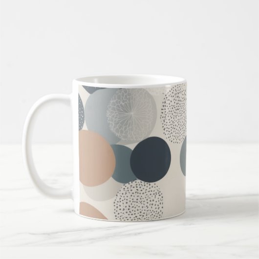 Geringe und minimalistisch inspirierte Mustergesta Kaffeetasse (Links)