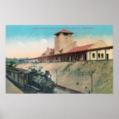 Geringere Sicht auf das große nördliche Depot und Poster (Vorne)