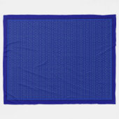Geringes Filigret über Cobalt Blue Fleece Blanket (Vorderseite (Horizontal))