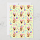 German Shepherd Birthday Invitation in Yellow Einladung (Rückseite)