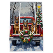 German Shepherd Christmas Red Truck Holiday Mittlere Geschenktüte (Rückseite)