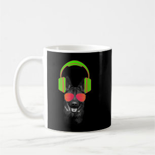 German Shepherd DJ Headphones und Glasses Kaffeetasse