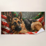 German Shepherd Dog Christmas Festive Strandtuch<br><div class="desc">Ideal für Hundeliebhaber und Hundemütter. Dieses festliche Thema vereint die Freude und den Geist der Saison mit spielerischen und liebenswerten kaninischen Illustrationen, die mit Urlaubsszakenten verziert sind. Ideal als Geschenk für Hundefreunde, die eine charmante Touch zu Weihnachtsdekor und Geschenken hinzufügen. Feiern Sie die Saison mit einem Design, das die Bindung...</div>