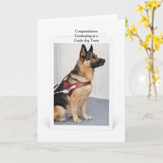 German Shepherd Graduating as a Guide Dog Team Karte (Gelbe Blume)