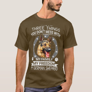 German Shepherd Novelty Dog Drei Dinge Sie T-Shirt