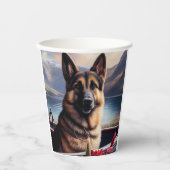 German Shepherd on a Paddle: Ein Landschaftliches Pappbecher (Vorderseite)