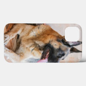 German Shepherd Resting By Water Basin Case-Mate iPhone Hülle (Rückseite (Horizontal))