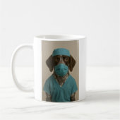 German Shorthaired Pointer in Scrubs Kaffeetasse (Links)
