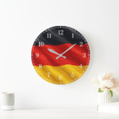 Germany Flag Wall Clock — Waving Flag Design Große Wanduhr (Zuhause)