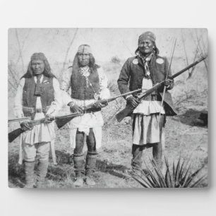Geronimo and three of his Apache warriors, 1886 Fotoplatte