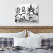 Geronimo and three of his Apache warriors, 1886 Leinwanddruck (Insitu (Schlafzimmer))