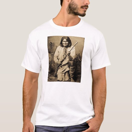 Geronimo mit dem Gewehr 1886 Vintag T-Shirt (Vorderseite)