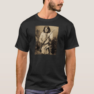Geronimo mit Gewehr 1886 T-Shirt